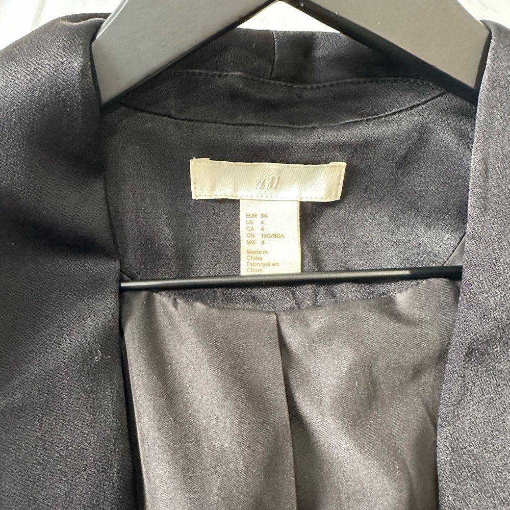 H&M Classic Black Suit Jacket - Picture 6 of 8